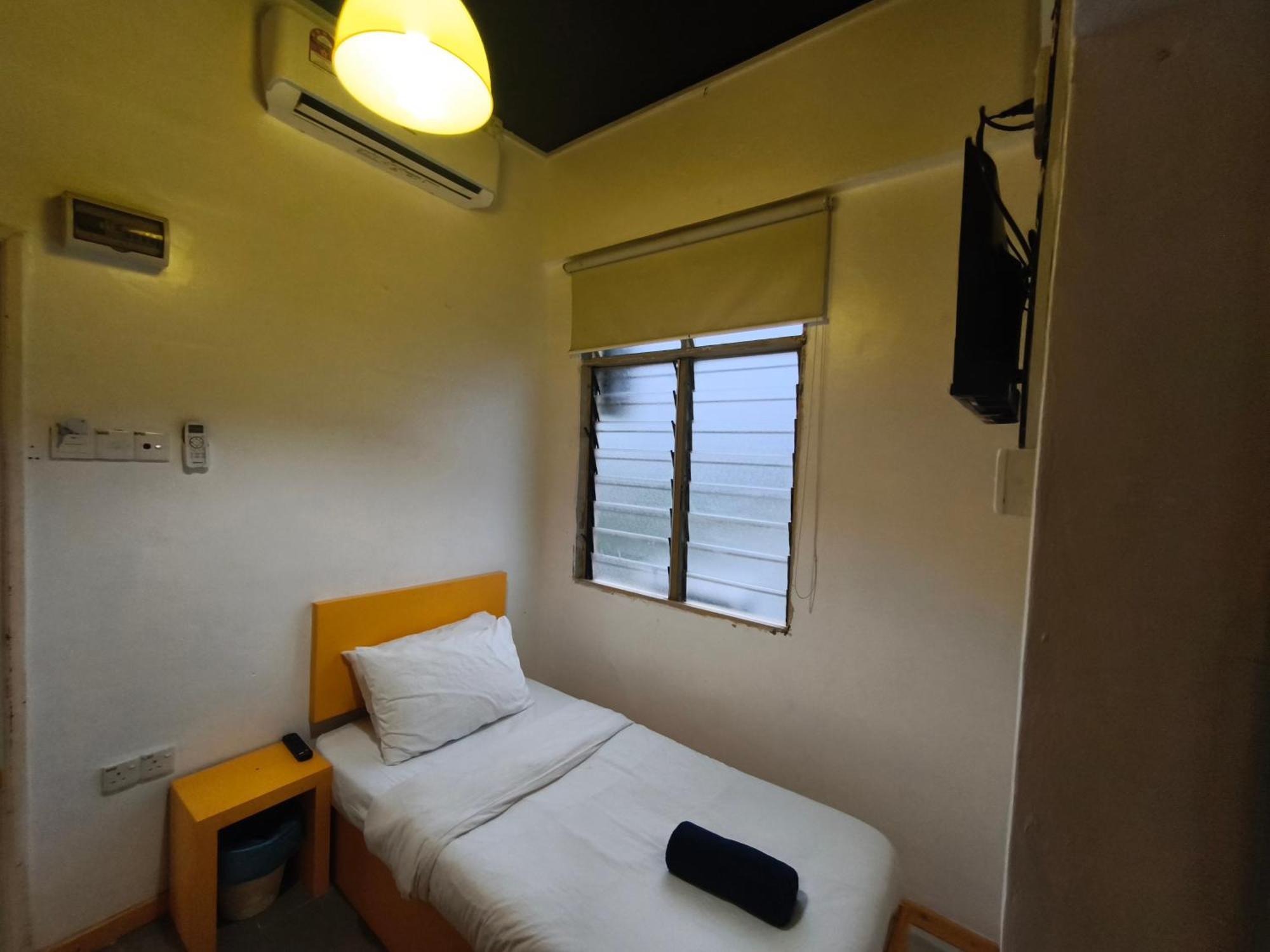 The Serai Cottage Transit Hotel Kampong Gong Badak Værelse billede